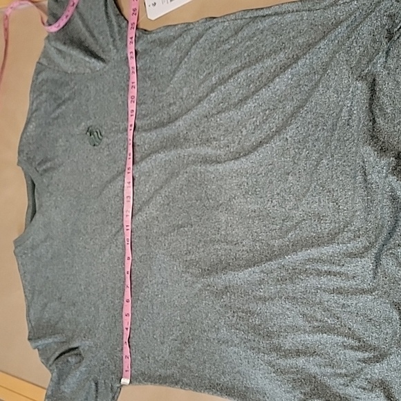 Rocawear Size 2XB Big and Tall Heather Green Short Sleeve V-Neck T-Shirt, NEW - Picture 5 of 11